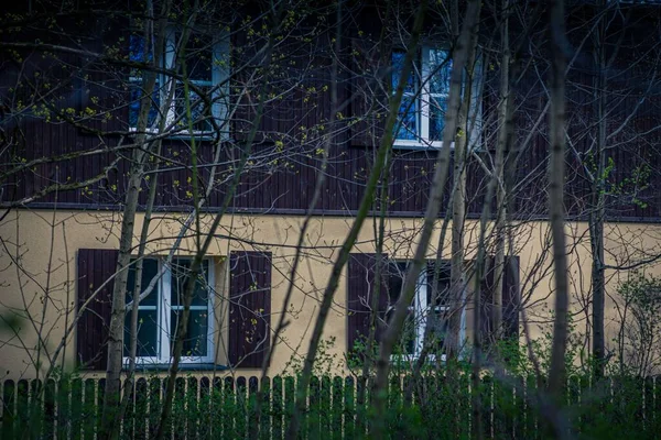 House Many Windows — Stock Photo, Image