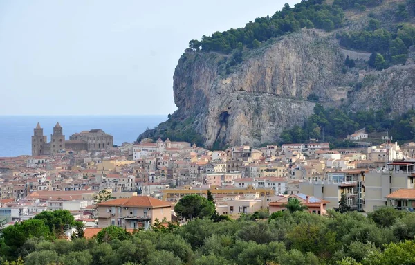 Uma Vista Aérea Paisagem Urbana Cefalu Sicília — Fotografia de Stock