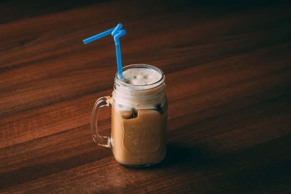 Een Close Shot Van Een Frappuccino Koffie Een Glazen Beker — Stockfoto