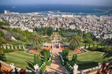Bahai Bahçeleri 'nden görülen Hayfa şehri manzarası çok güzel.