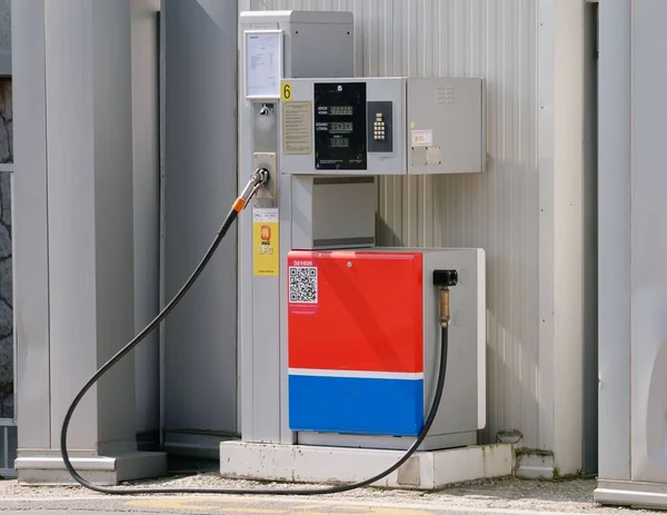 Hırvatistan Zagreb Kentinde Boş Bir Lpg Benzin Istasyonu — Stok fotoğraf