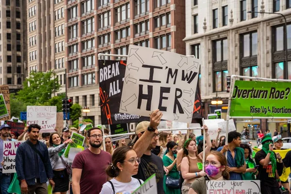 Manifestantes Segurando Sinais Body Choice Ban Bombs Bodies Direitos Aborto — Fotografia de Stock