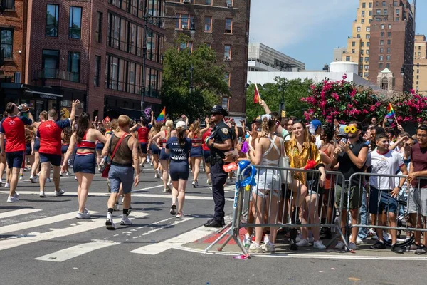 Cheer New York Выступит Pride Нью Йорке Июня 2022 Года — стоковое фото