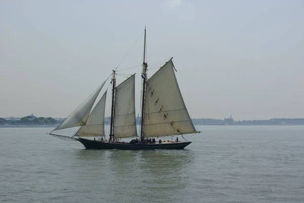 Grupo Personas Velero Mar — Foto de Stock