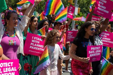 Alexis McGill Johnson, 26 Haziran 2022 'de NYC' deki Onur Yürüyüşü Aile Planlaması CEO 'su.