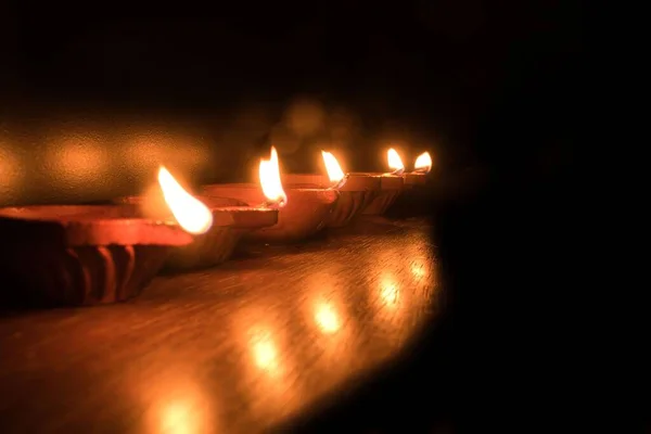 Diya Lampe Und Öllampe Mit Feuer Und Kerzen Farbe Mit — Stockfoto