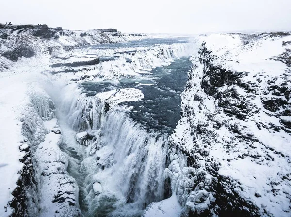 Widok Powietrza Niskiego Wodospadu Zimie — Zdjęcie stockowe