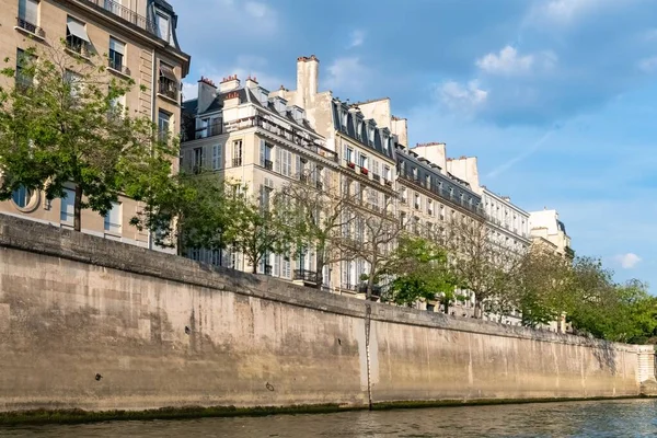 Paryż Ile Saint Louis Quai Bethune Piękne Zabytkowe Budynki Panorama — Zdjęcie stockowe