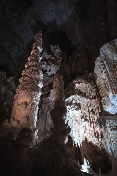 Vertical Shot Frasassi Caves Karst Cave System Municipality Genga Italy — Stock Photo, Image