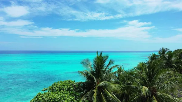 Uma Foto Hipnotizante Uma Paisagem Azul Verde Durante Dia Ásia — Fotografia de Stock