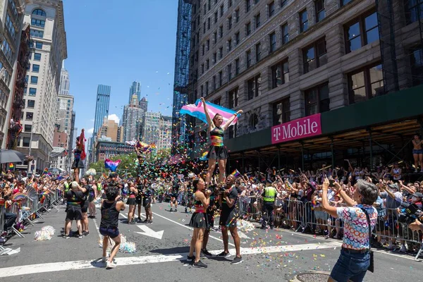 Cheer New York Performing Pride Parade Nyc June 2022 — Stock Photo, Image