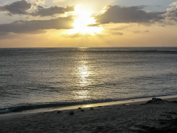 Pôr Sol Amarelo Vista Para Oceano Costa Oeste Ilha Oahu — Fotografia de Stock