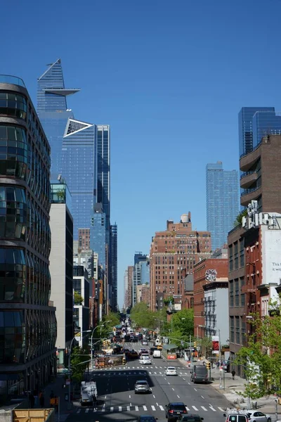 Ett Urbant Bostadsområde Med Gata Och Byggnader — Stockfoto