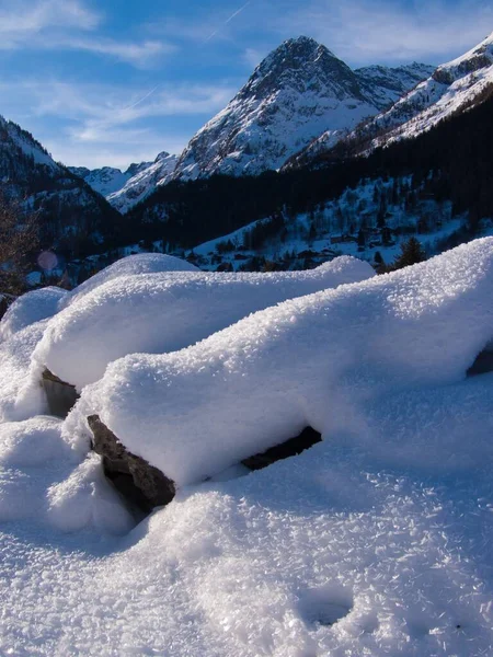 Pionowe Ujęcie Zimy Tour Chamonix Haute Savoie Francja — Zdjęcie stockowe