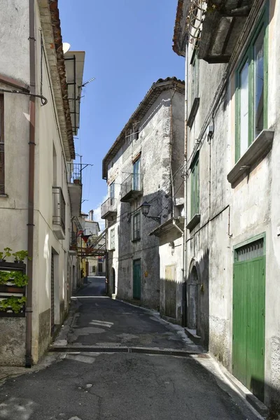 Eine Enge Straße Zwischen Den Alten Häusern Von Laino Borgo — Stockfoto