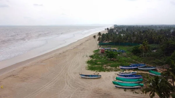 Une Belle Vue Aérienne Une Île Tropicale Avec Des Palmiers — Photo