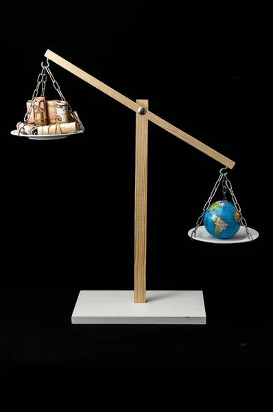 Globe Planet Earth Money Two Pan Balance — Stock Photo, Image