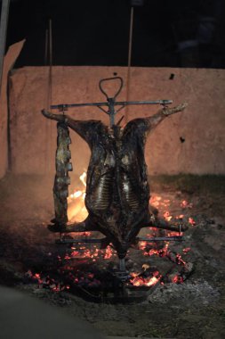 Çarmıha gerilmiş Arjantin rostosu.