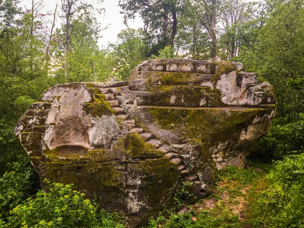 Primer Plano Las Ruinas Rotenhahn Cubiertas Musgo Cerca Ebern — Foto de Stock