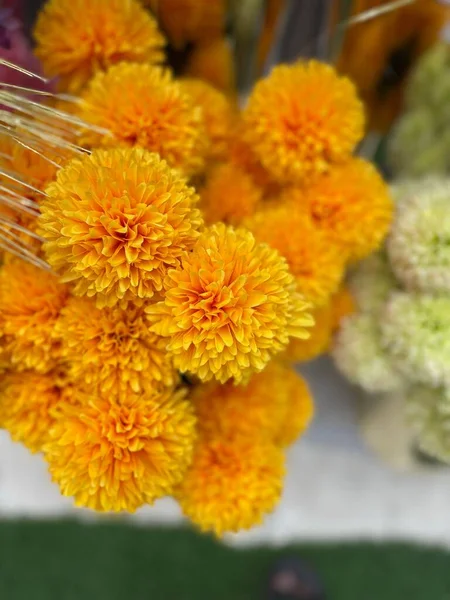 Vertical Shot Bouquet Orange Chrysanthemums — Stock Photo, Image