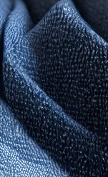 Вертикальный Снимок Синей Ткани — стоковое фото