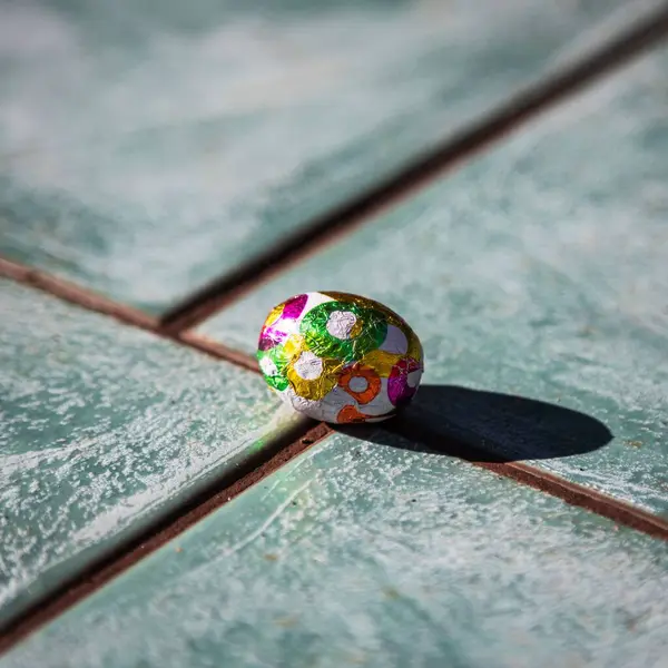 Påskägg Solljus Med Linjer Gröna Kakel Australien — Stockfoto