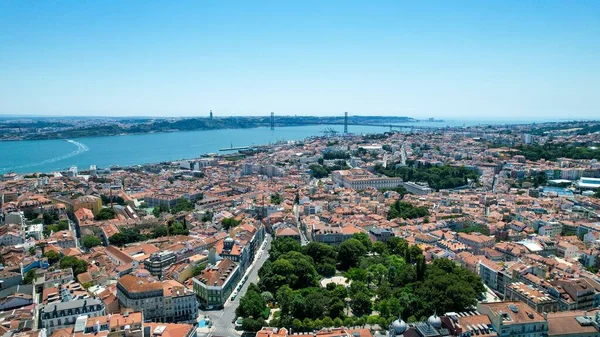 Flygfoto Över Lissabon Stadsbilden Och Den April Bron Bakgrunden — Stockfoto