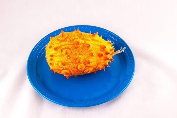 Kiwano Cucumis Metuliferus Egzotyczne Warzywo Tropikalny Owoc Pomarańczowy — Zdjęcie stockowe