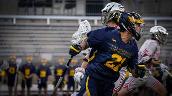 Lacrosse Spelers Actie Tijdens Een Oefenwedstrijd — Stockfoto