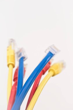 RJ45 konnektörlü gigabit ağ kabloları