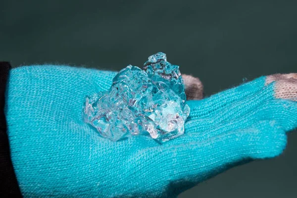 Piece Ice Blue Gloved Hand Alaska Anchorage — Stock Photo, Image
