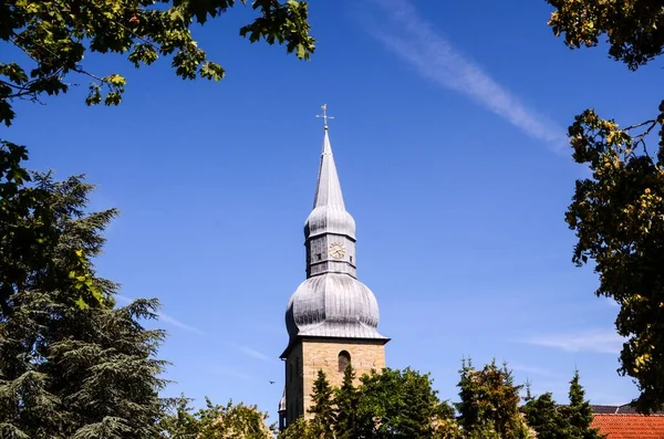 Torre Típica Iglesia Del Campanario Gótico Alemania — Foto de Stock