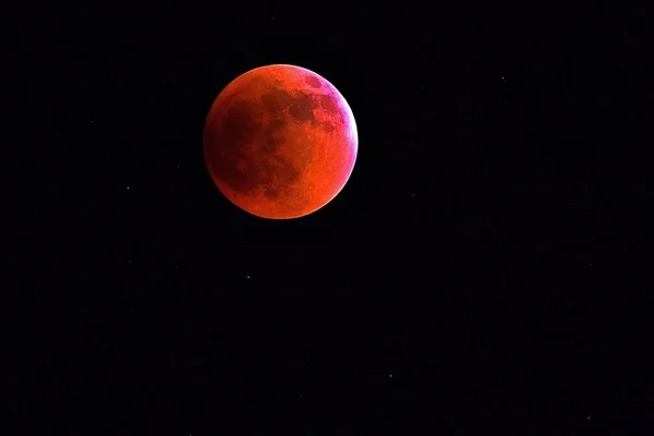 Belo Tiro Lua Com Cor Vermelha Durante Fenômeno Eclipse Lunar — Fotografia de Stock
