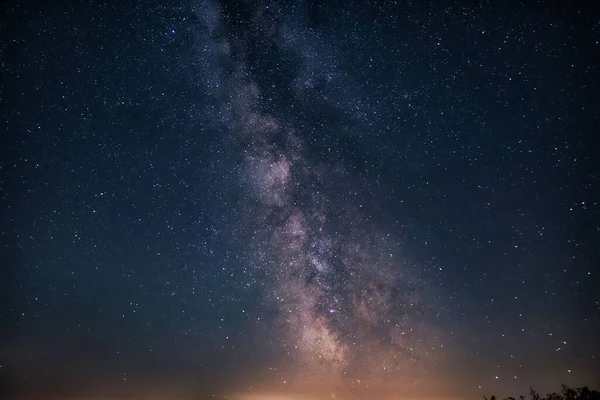 Eine Atemberaubende Aufnahme Der Milchstraße Bei Nacht — Stockfoto