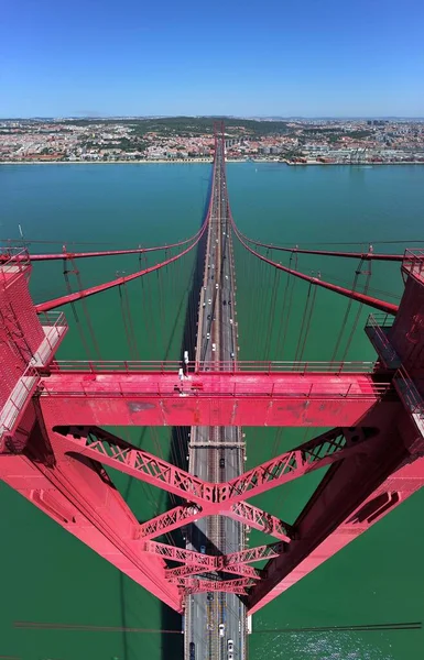 Высокоугольный Снимок Моста Апреля Португалии — стоковое фото