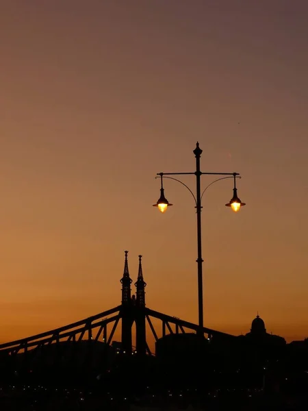 Вересня 2019 Року Будапешт Угорщина Міст Свободи Вуличні Ліхтарі Заході — стокове фото