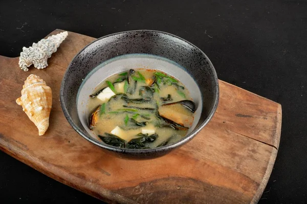 Closeup Bowl Miso Soup Tofu Wakame Seaweed — Stock Photo, Image