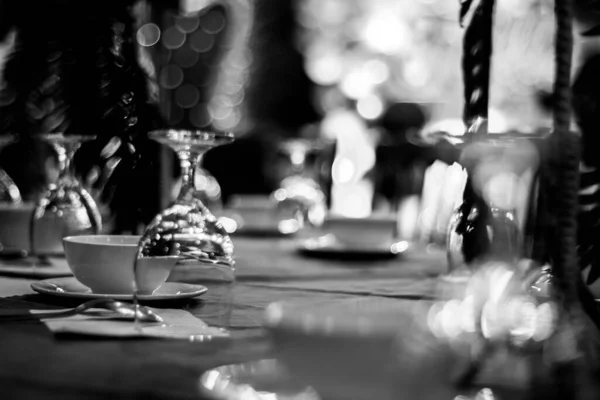Grayscale Shot Tableware Set Table Restaurant — Stock Photo, Image
