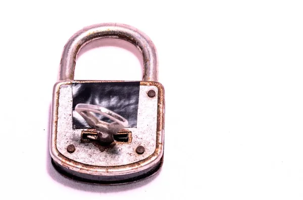 Staré Starožitné Vintage Padlock Bílém Pozadí — Stock fotografie