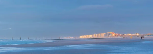 Een Prachtige Opname Avond Van Het Landschap Van Belgische Noordzeekust — Stockfoto