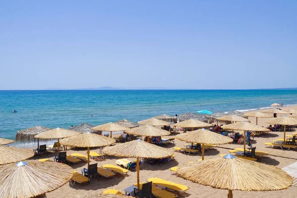 Простые Нетребовательные Красоты Предлагают Красивые Пляжи Agia Marina Beach Амалиада — стоковое фото