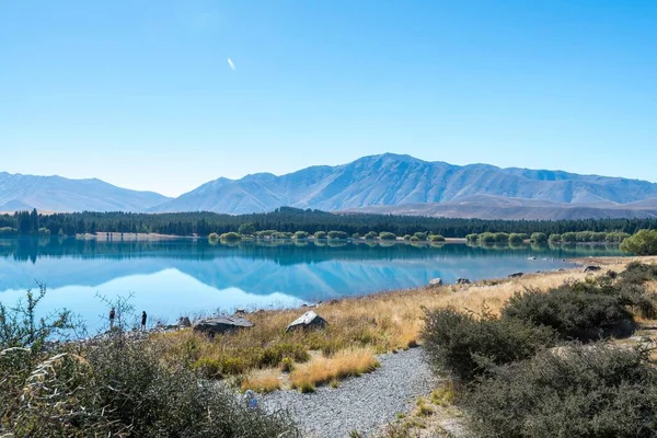 Uma Vista Panorâmica Cristalino Lago Tekapo Belas Montanhas South Island — Fotografia de Stock