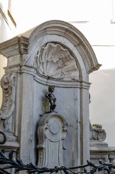 Uma Estátua Mannekenpis Bruxelas Bélgica — Fotografia de Stock
