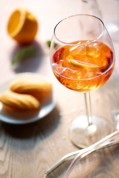 Aperol Madeleines Afternoon Light — Stock Photo, Image