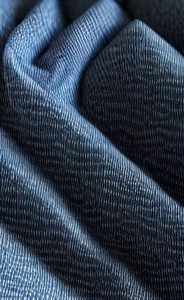 Eine Vertikale Aufnahme Eines Blauen Tuchs — Stockfoto