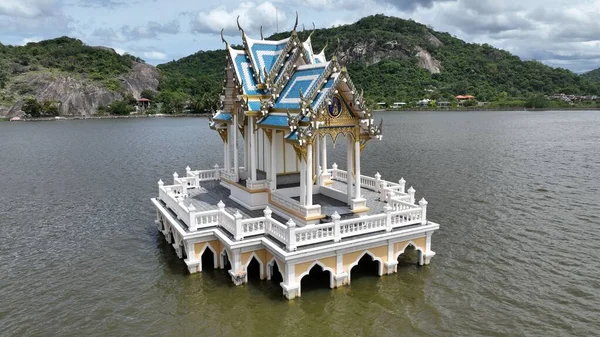 Thajský Chrám Jezeře Khao Tao Hua Hin Thajsko — Stock fotografie
