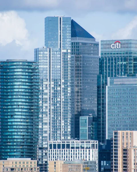 ロンドンのグリニッジにあるビルや高層ビルの風景 — ストック写真