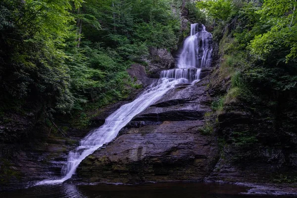Šeptající Vodopády Severovýchodní Pensylvánii — Stock fotografie