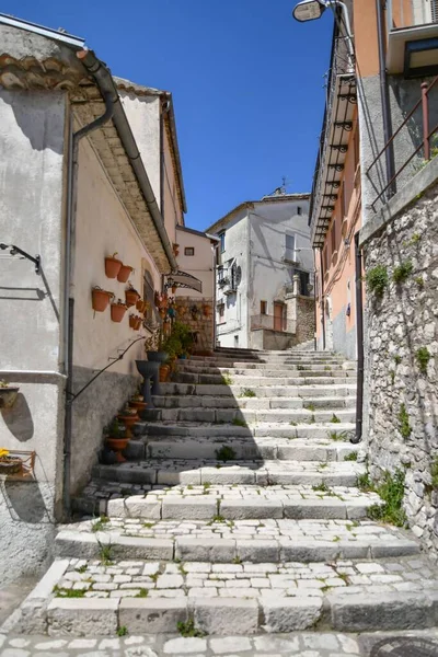 Une Rue Étroite Dans Village Médiéval Sepino Dans Région Molise — Photo