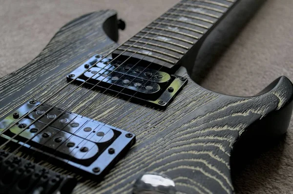 Elektrische Gitarre Schwarz Weiße Sumpfasche — Stockfoto